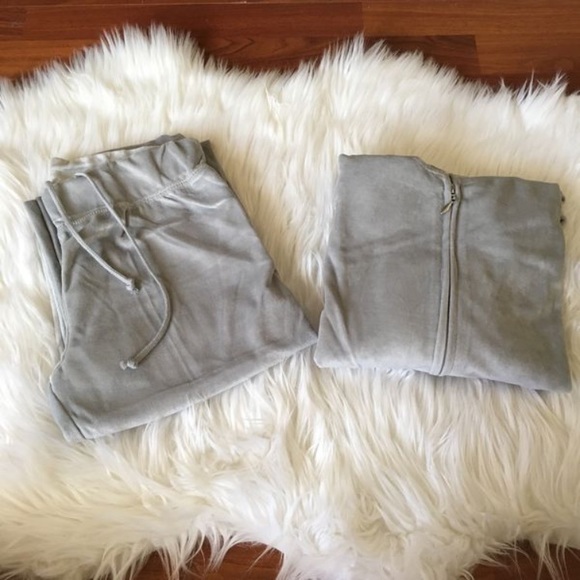 Velvet Tracksuits - Picture 7 of 7